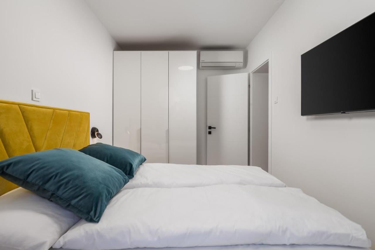 Modern Apartment Di Piu With Free 20M2 Garage Parking Рієка Екстер'єр фото