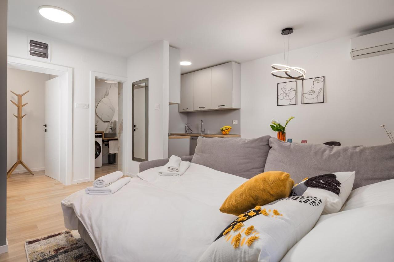 Modern Apartment Di Piu With Free 20M2 Garage Parking Рієка Екстер'єр фото